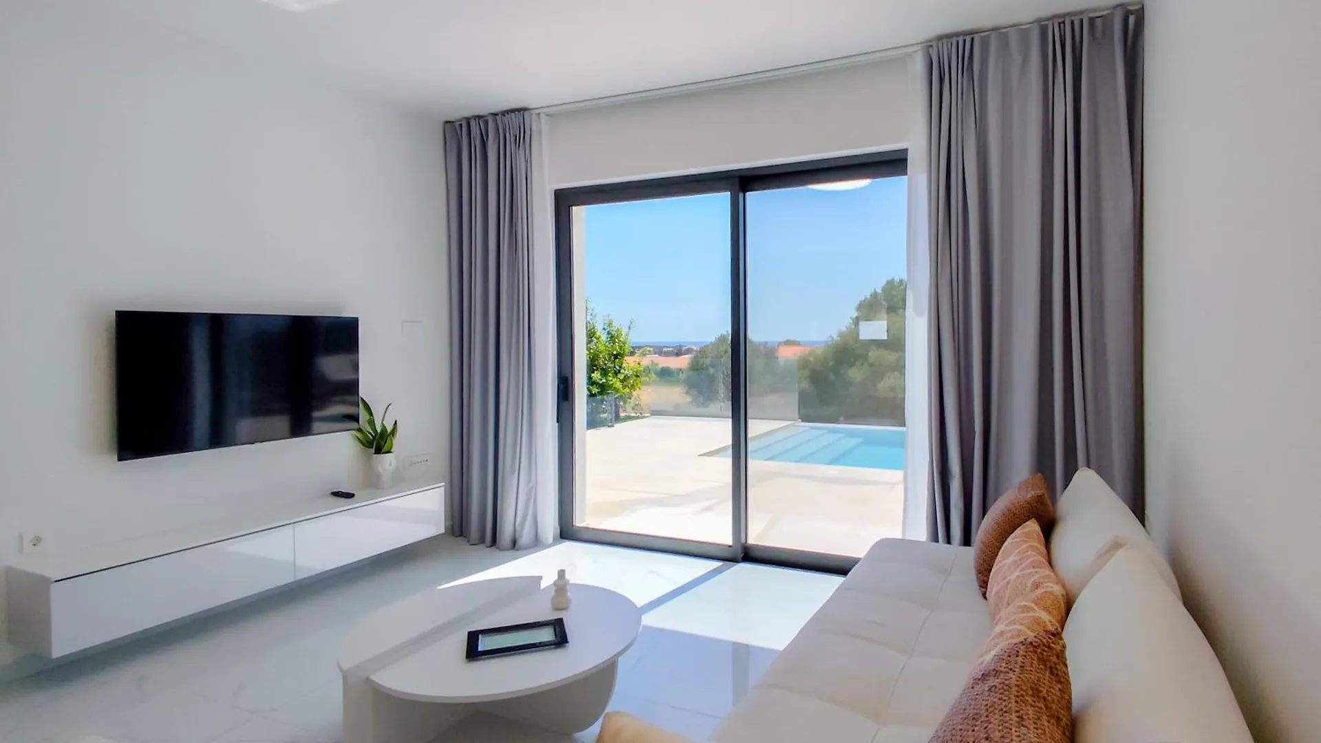 Villa Nefeli - Elysian Villas Kefalonia , 2 Min Walk From The Beach & Brand New 2024 Minia